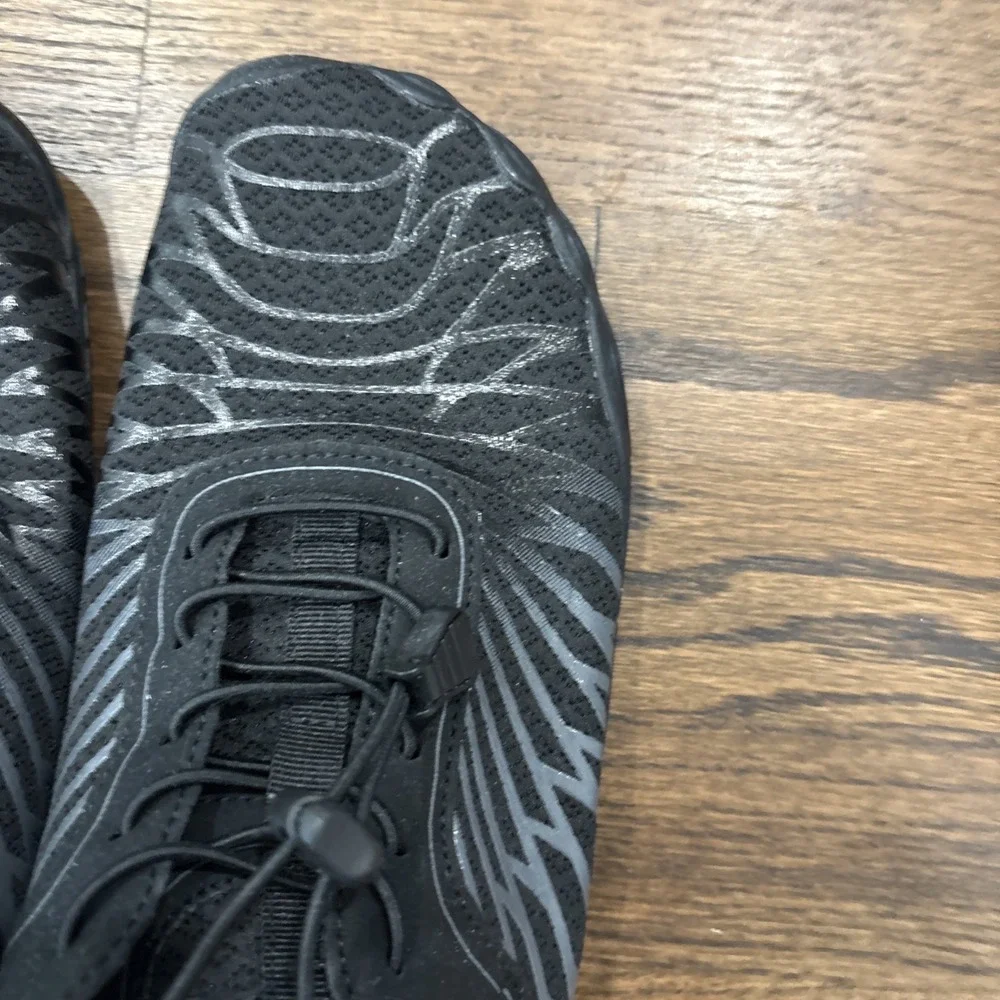 HF Men's Water Shoes Black US Size 9.5 Medium for Water Sports
